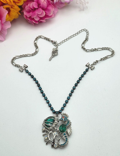 Betsey johnson crowned - betsey,