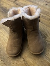 Uggs Kids Size 2 Boots New