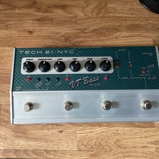 Tech 21 VT Bass Deluxe SansAmp