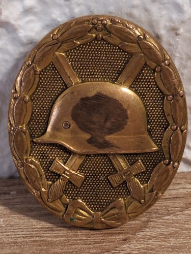 Wound badge 1939 - badge,