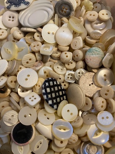 Vintage button job - lot, 100g