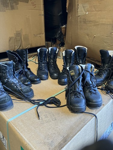 Army boots grade in - x6,