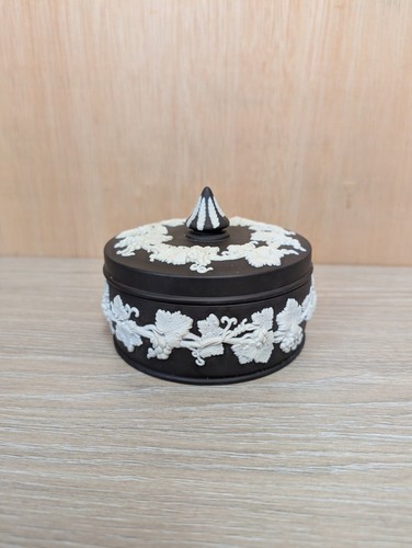Wedgwood black jasperware - wedgwood,