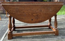 Lovely small vintage oak - small,