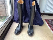 mens riding boots size 42 beautifully made in France by Aigle and rarely worn