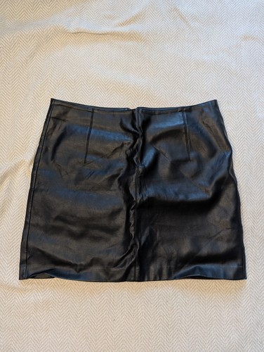 Oasis black faux leather - oasis,