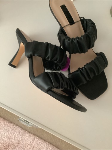 Black strappy shoes - black, 5
