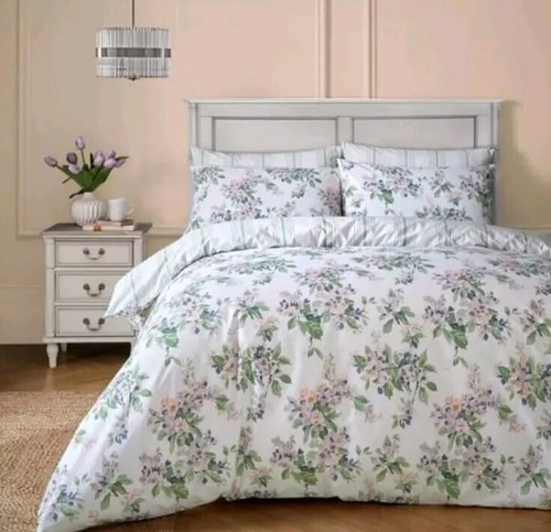 Laura ashley apple - laura, "apple