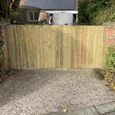 Wooden Driveway 5ft Gates High