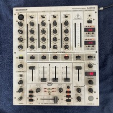Behringer DJX700 Professional