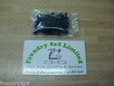 Land Rover Discovery 2 Td5 & V8 Sill Trim Retaining Clips Pack of 25 (79086L)