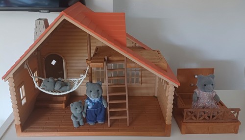 Sylvanian families log cabin - log,