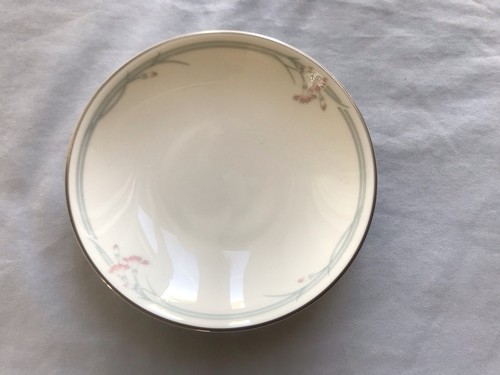 Royal doulton carnation - carnation, small