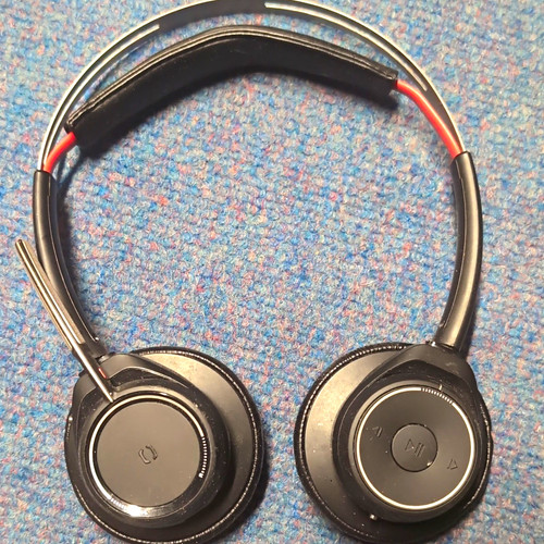 Plantronics voyager focus - plantronics,