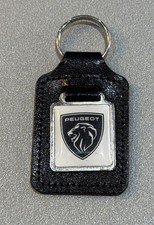GENUINE PEUGEOT MAIN DEALER CAR KEY FOB KEY RING LEATHER METAL + ENAMEL SNOWS