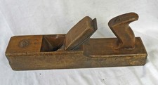 VINTAGE WOODEN JACK PLANE