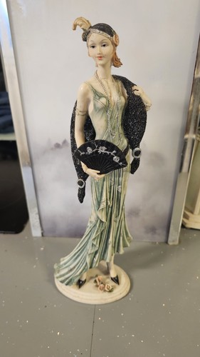 Shudehill ceramic figurine - ceramic,