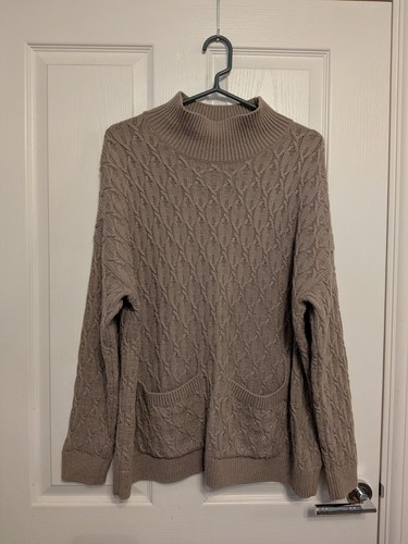 The white company grey - grey, brown