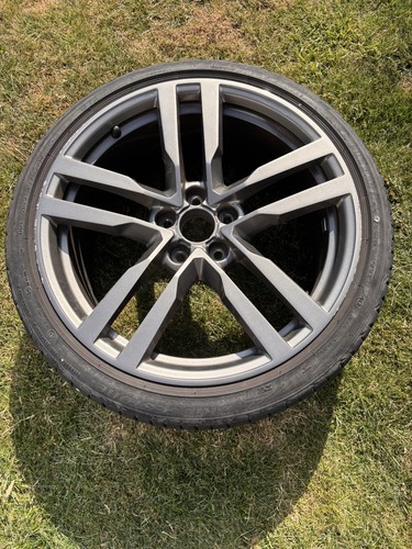 Genuine audi tts - genuine,