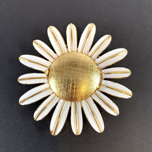 Vintage 1969 avon - vintage,