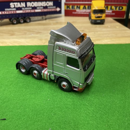 Corgi volvo tractor unit - corgi,