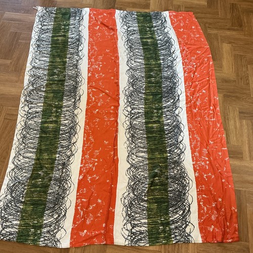 Vintage white green red - green,