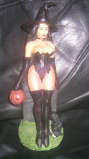 SIMON LAURENS.'SEXY WITCH'