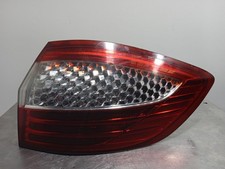 RIGHT TAILGATE LIGHT / 1067472
