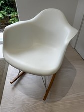 Vitra Eames Rar Rocking Chair