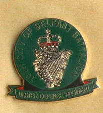 (0094) 10th city of belfast battalion ulster defence regiment lapel badge UDR 