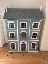 Stunning Dolls House