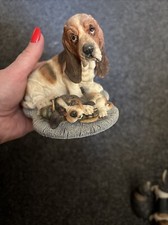 Country Artists Hushed Puppy Bassett Hound & Pup Figures  Displayed Only