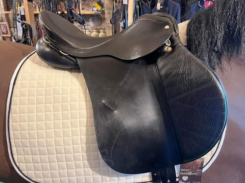 Albion black saddle 5 - black,