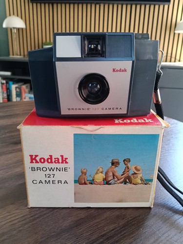 Kodak brownie 127 camera - brownie,
