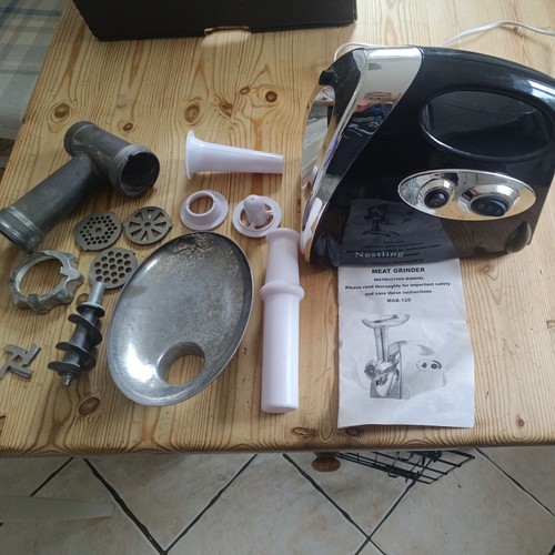 Nestling 2410 meat grinder - meat,