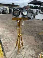 110v LED worklight tripod