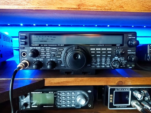 Yaesu 847 earth - ft, station
