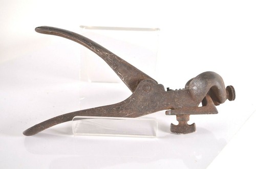 Antique vintage cast iron pine - antique,