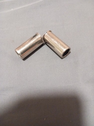 Silver coloured bore snap - bore,