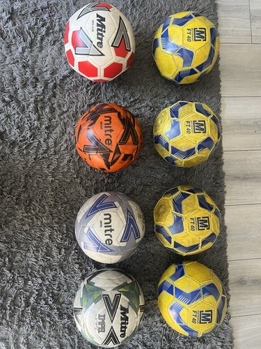 Size footballs in good - 8,