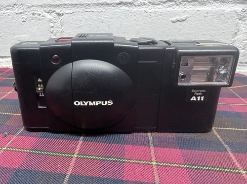 Olympus 35mm compact - xa,