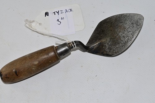 Vintage tyzack pointing - 3”,