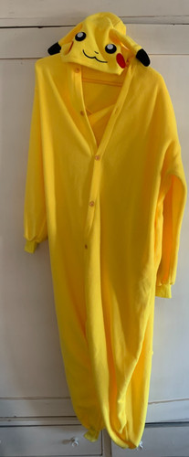 Wanziee pokemon pikachu adult - wanziee,