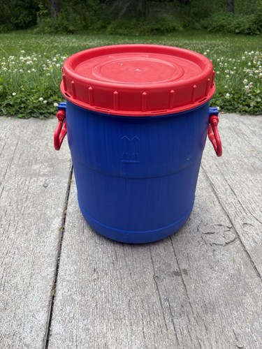 Blue plastic barrel gallon - blue,