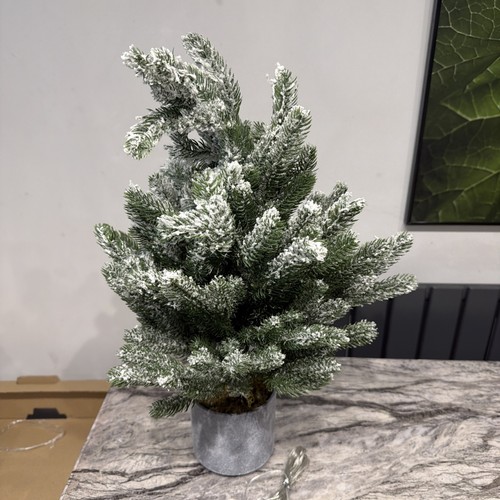 Artificial snowy indoor - artificial,