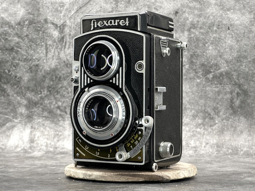 Near mint meopta flexaret v - mint],