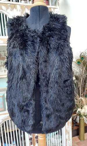 Ladies black faux fur gilet - faux,