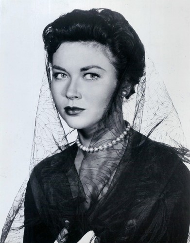 Beautiful gia scala 8x10 - scala, photo