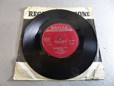 The Move: Blackberry Way / Something-  UK 1st press 1968- 7" single