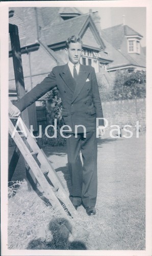 1940s snapshot photograph - 1940s,